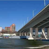 Ворошиловский мост будет открыт для пешеходов уже в июне 2015 года